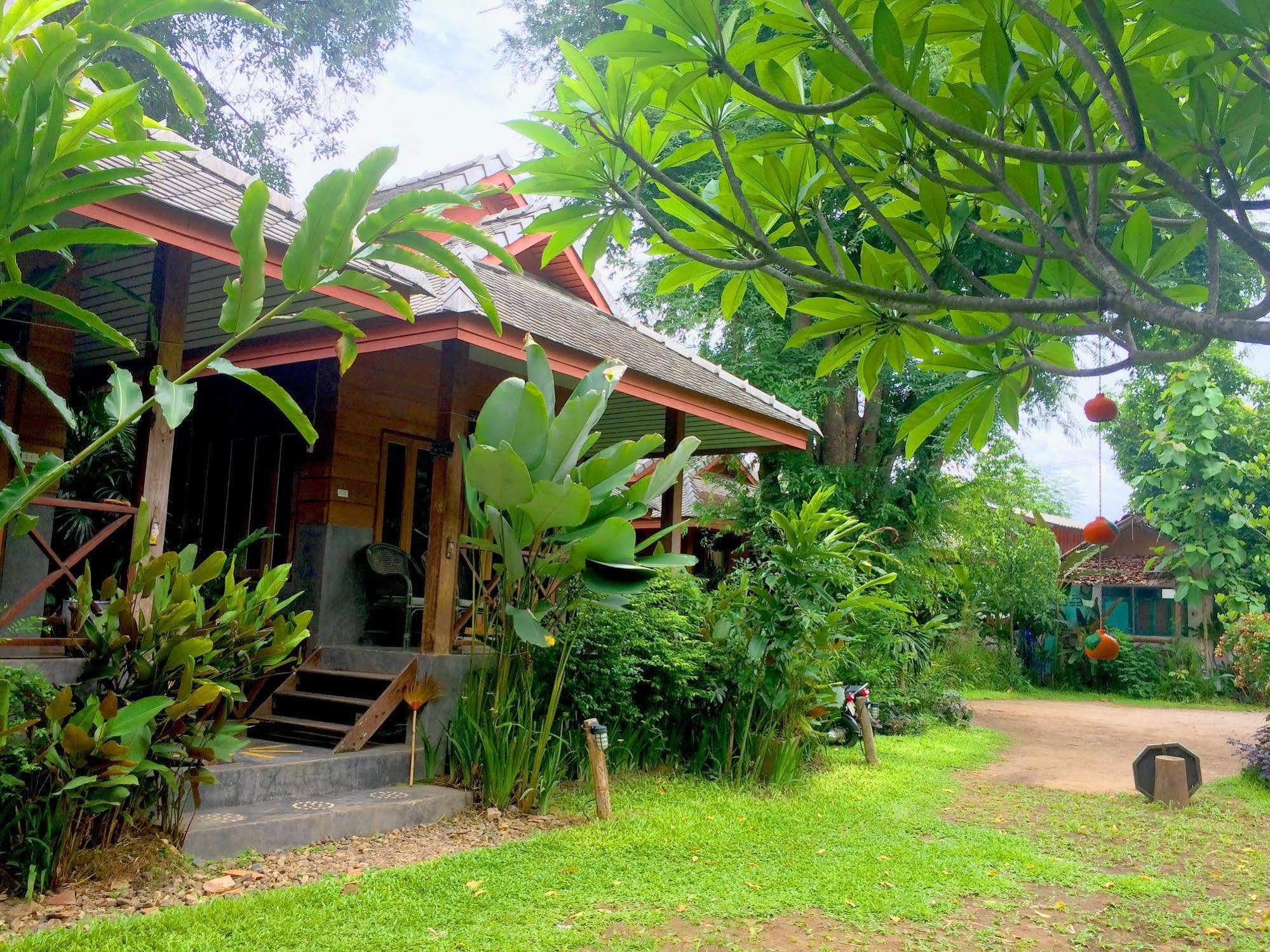Sawasdeepai River Resort Eksteriør bilde