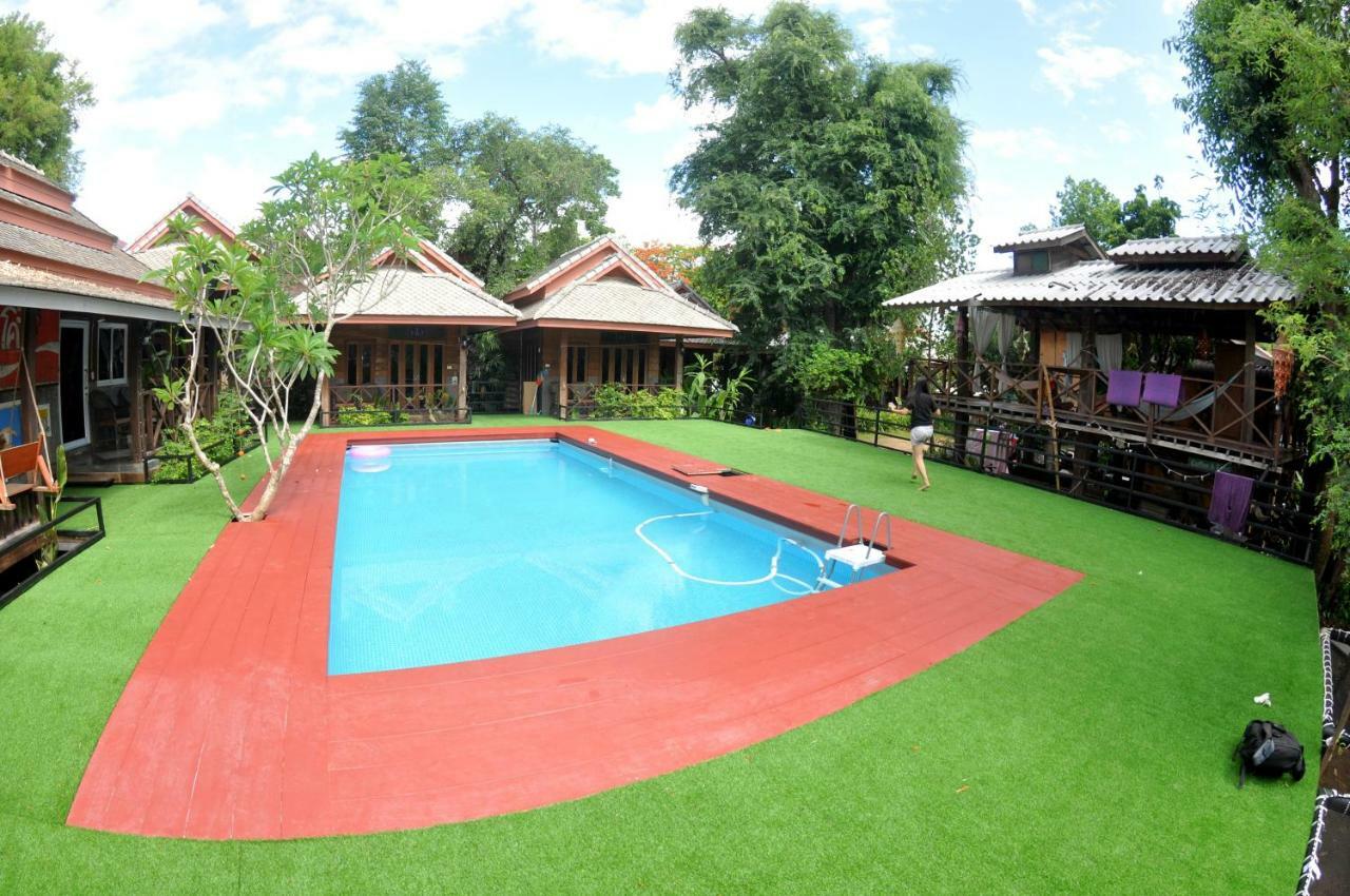 Sawasdeepai River Resort Eksteriør bilde