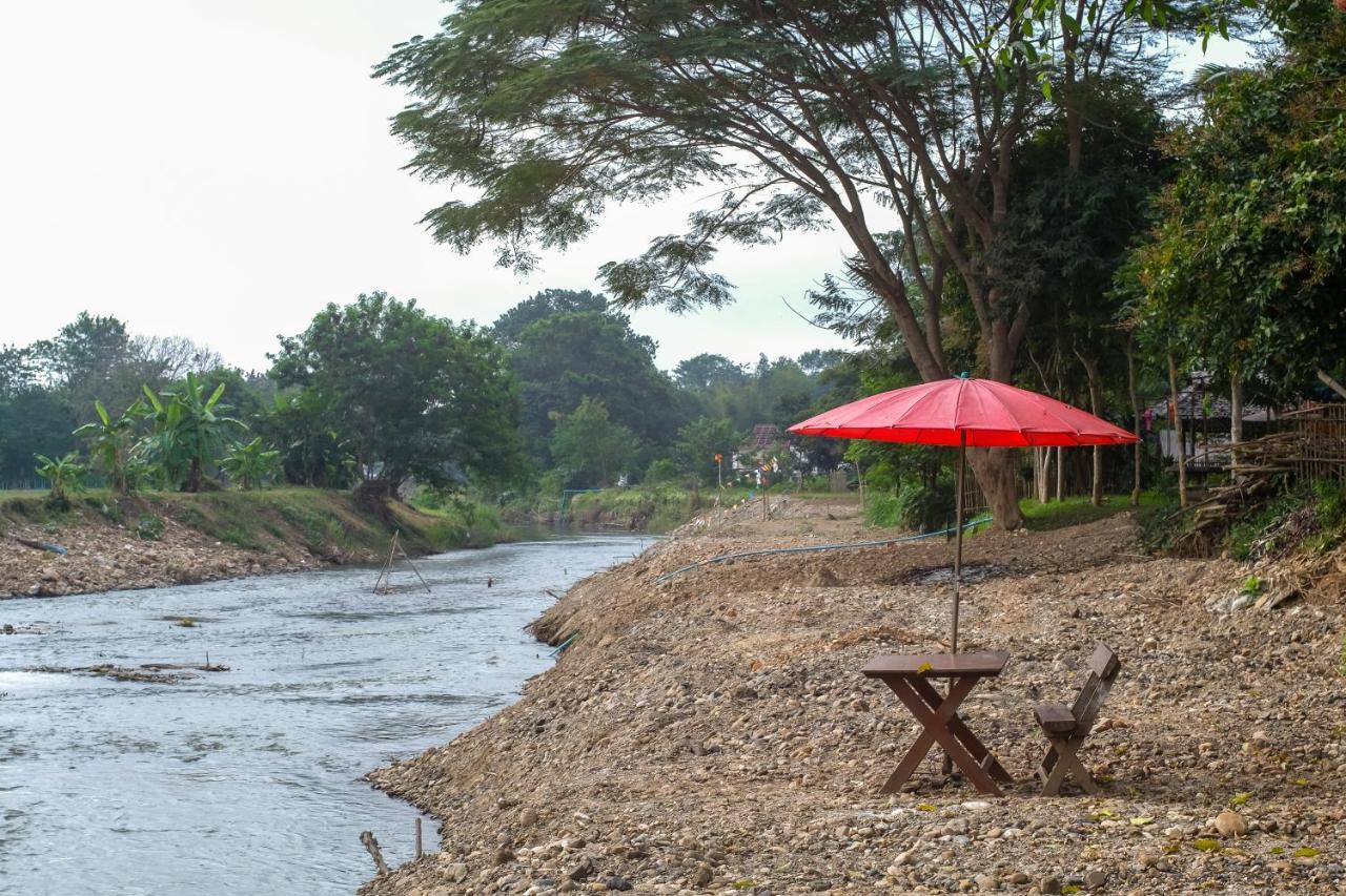 Sawasdeepai River Resort Eksteriør bilde